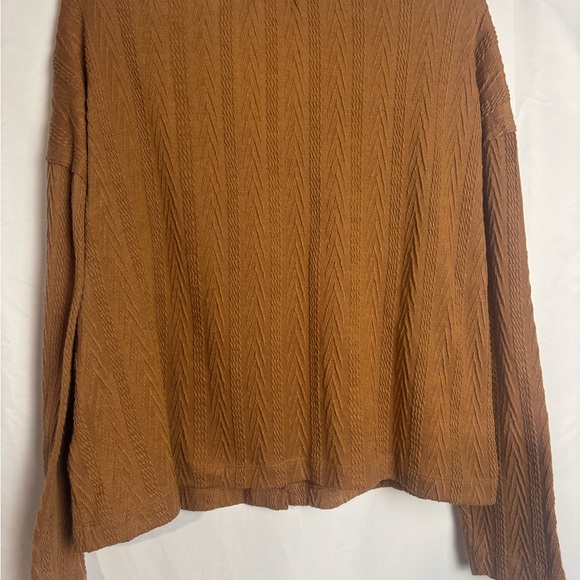 Maunces
Large 
Extra Button - Picture 6 of 8